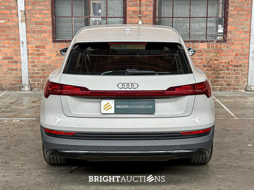 Audi E-tron 50 Quattro edition 71kWh 313pk 2020 (origineel-NL+ 1e eigenaar), J-109-NJ