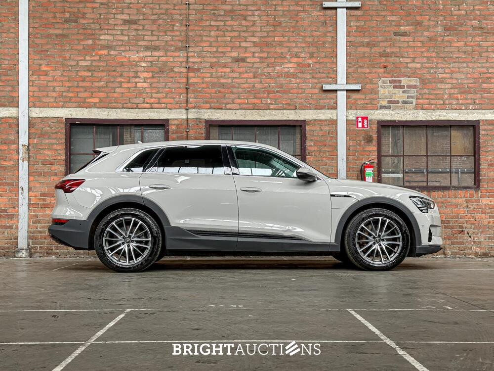 Audi E-tron 50 Quattro edition 71kWh 313pk 2020 (origineel-NL+ 1e eigenaar), J-109-NJ
