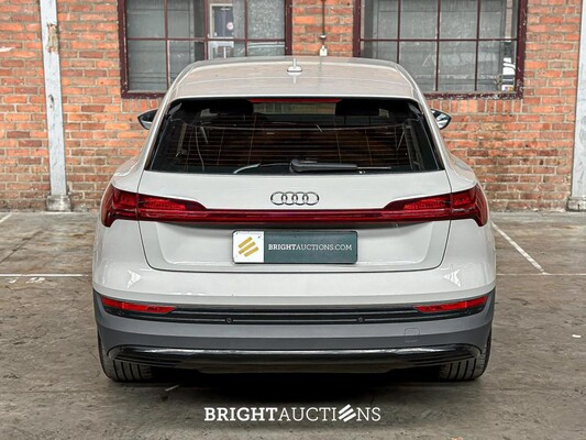 Audi E-tron 50 Quattro edition 71kWh 313pk 2020 (origineel-NL+ 1e eigenaar), J-109-NJ