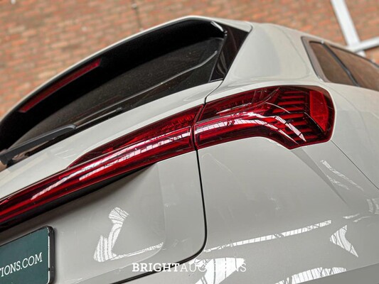 Audi E-tron 50 Quattro edition 71kWh 313pk 2020 (origineel-NL+ 1e eigenaar), J-109-NJ