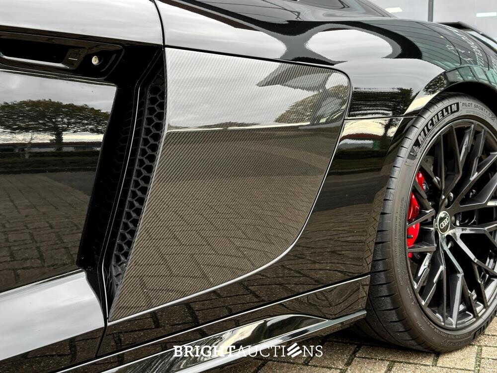 Audi R8 5.2 V10 Performance Quattro 620pk 2022 FACELIFT - CARBON - 1e Eigenaar