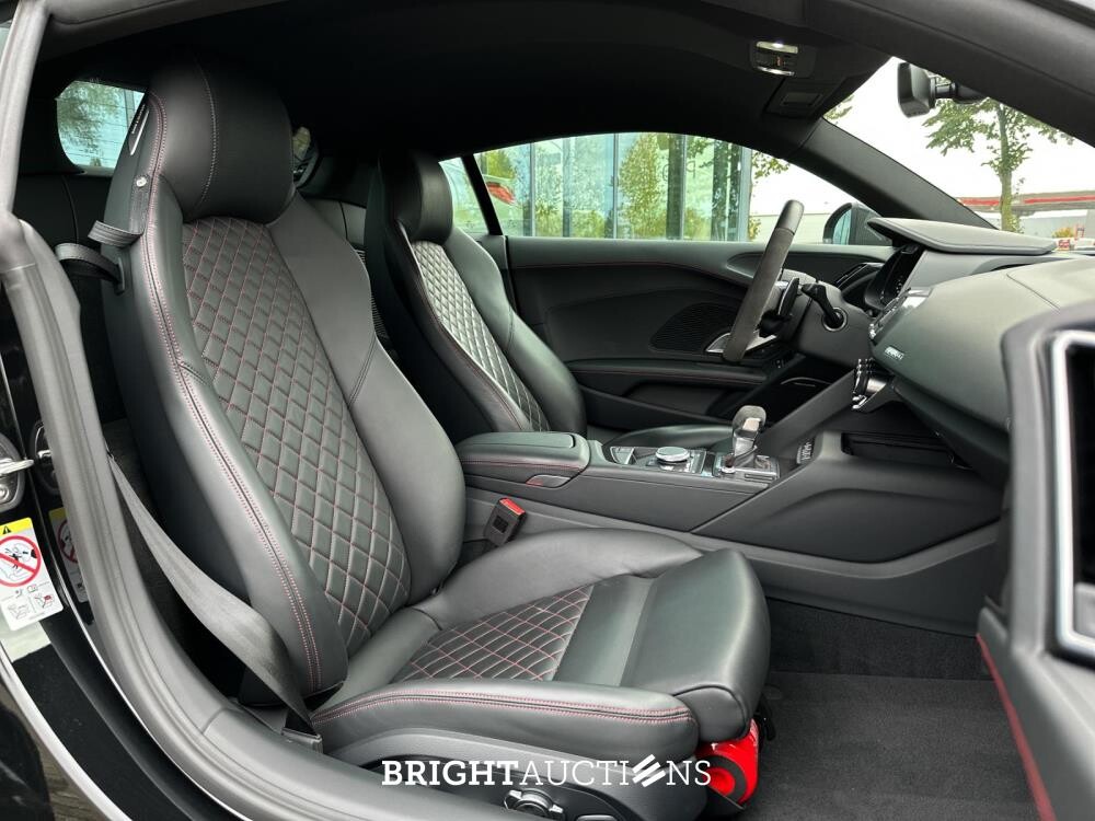 Audi R8 5.2 V10 Performance Quattro 620pk 2022 FACELIFT - CARBON - 1e Eigenaar