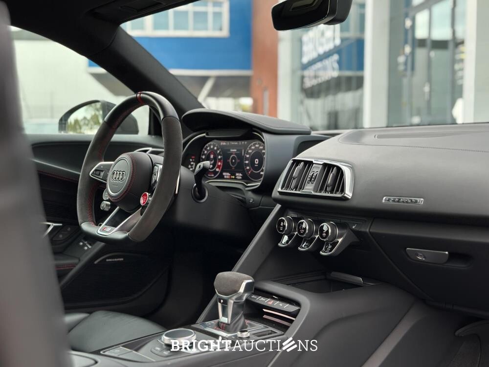 Audi R8 5.2 V10 Performance Quattro 620pk 2022 FACELIFT - CARBON - 1e Eigenaar