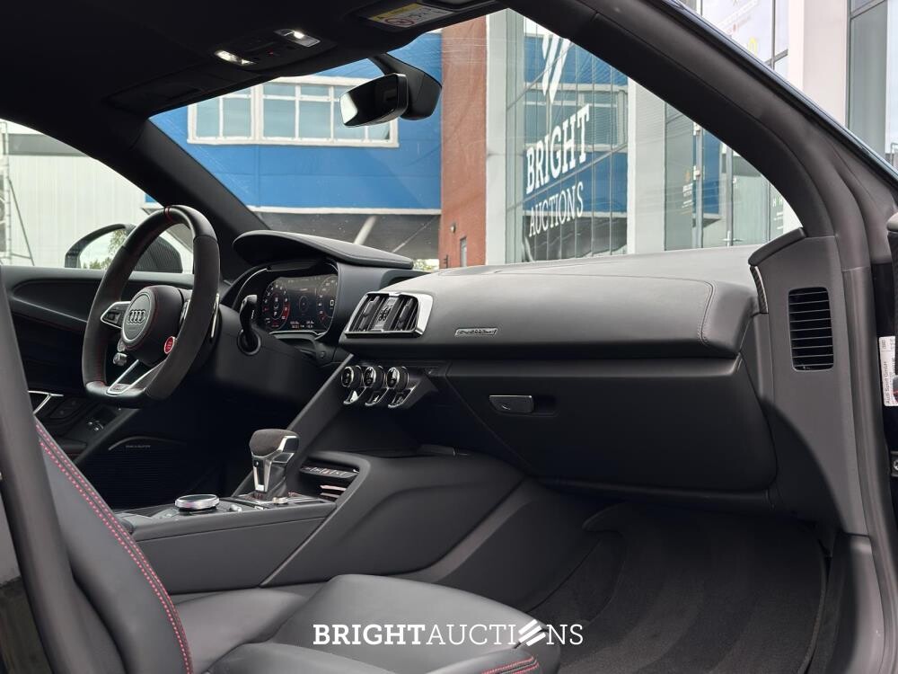 Audi R8 5.2 V10 Performance Quattro 620pk 2022 FACELIFT - CARBON - 1e Eigenaar