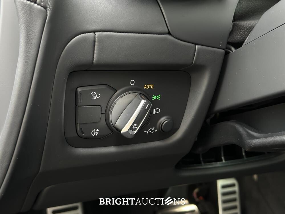 Audi R8 5.2 V10 Performance Quattro 620pk 2022 FACELIFT - CARBON - 1e Eigenaar