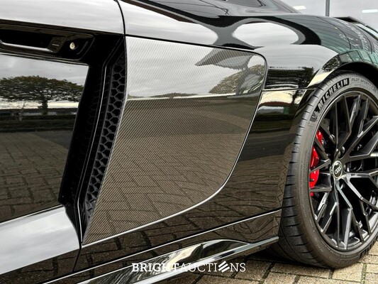 Audi R8 5.2 V10 Performance Quattro 620pk 2022 FACELIFT - CARBON - 1e Eigenaar