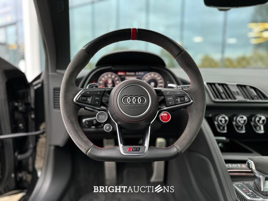 Audi R8 5.2 V10 Performance Quattro 620pk 2022 FACELIFT - CARBON - 1e Eigenaar