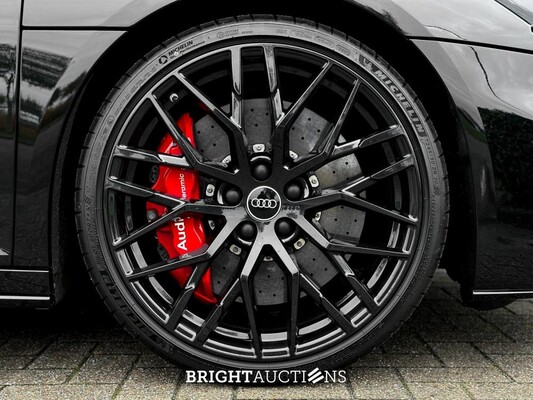 Audi R8 5.2 V10 Performance Quattro 620pk 2022 FACELIFT - CARBON - 1e Eigenaar