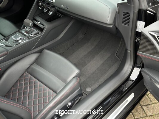 Audi R8 5.2 V10 Performance Quattro 620pk 2022 FACELIFT - CARBON - 1e Eigenaar