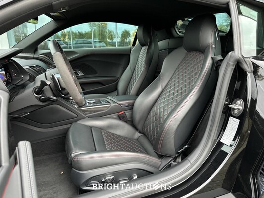 Audi R8 5.2 V10 Performance Quattro 620pk 2022 FACELIFT - CARBON - 1e Eigenaar