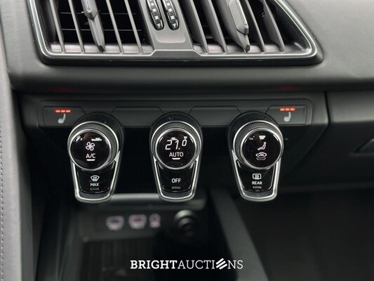 Audi R8 5.2 V10 Performance Quattro 620pk 2022 FACELIFT - CARBON - 1e Eigenaar