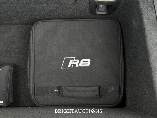 Audi R8 5.2 V10 Performance Quattro 620pk 2022 FACELIFT - CARBON - 1e Eigenaar