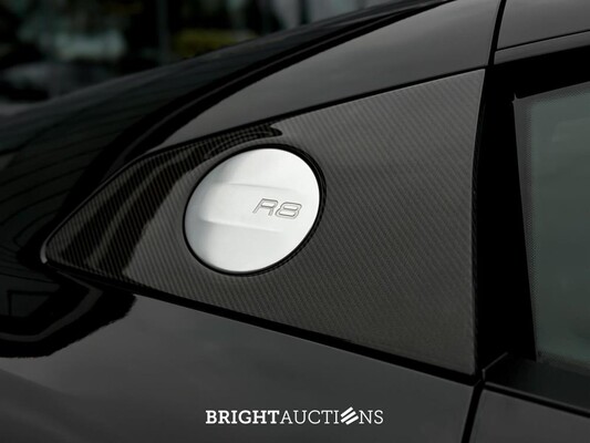 Audi R8 5.2 V10 Performance Quattro 620pk 2022 FACELIFT - CARBON - 1e Eigenaar