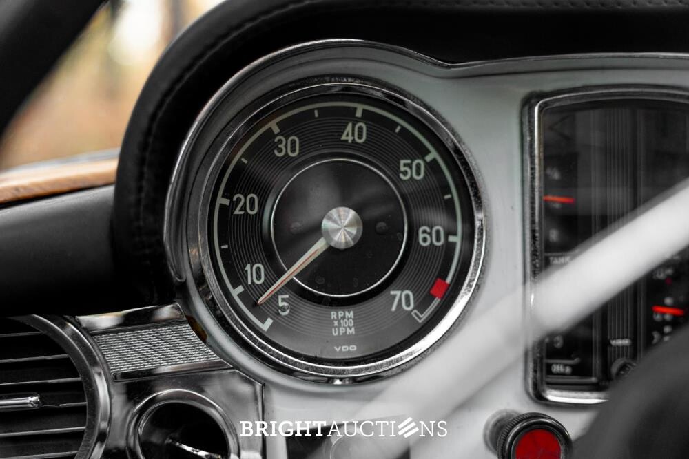 Mercedes-Benz 280 SL Pagode – Handgeschakeld – EU-uitvoering – 2.8 liter zes-in-lijn.