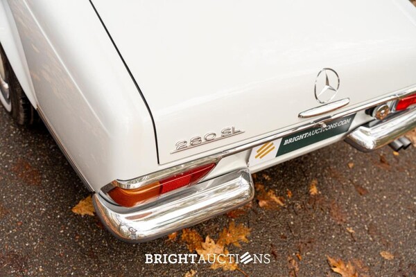 Mercedes-Benz 280 SL Pagode – Handgeschakeld – EU-uitvoering – 2.8 liter zes-in-lijn.