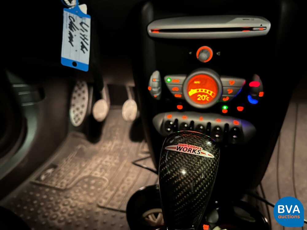 Mini Cooper 1.6 JCW-Pakket 122pk 2010, J-765-HJ