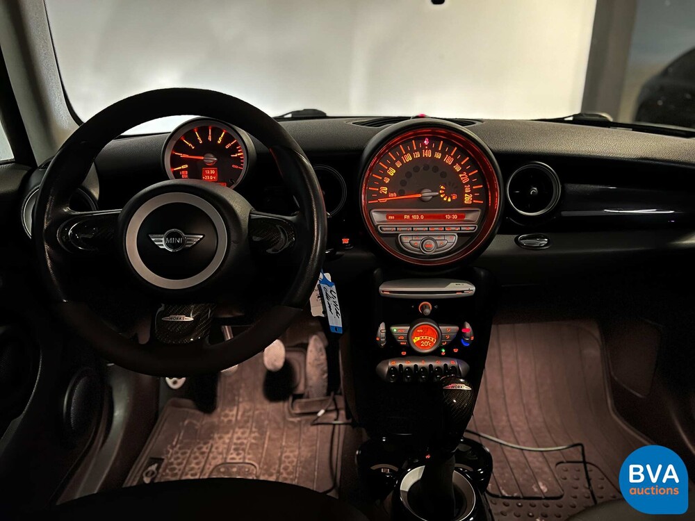 Mini Cooper 1.6 JCW-Pakket 122pk 2010, J-765-HJ