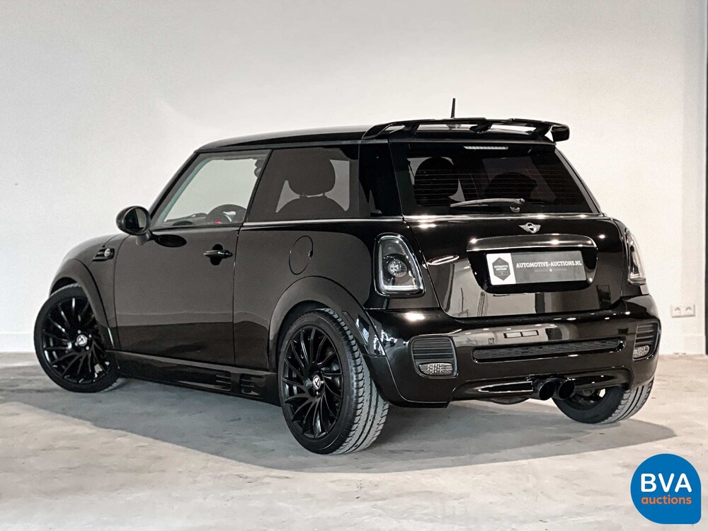 Mini Cooper 1.6 JCW-Pakket 122pk 2010, J-765-HJ