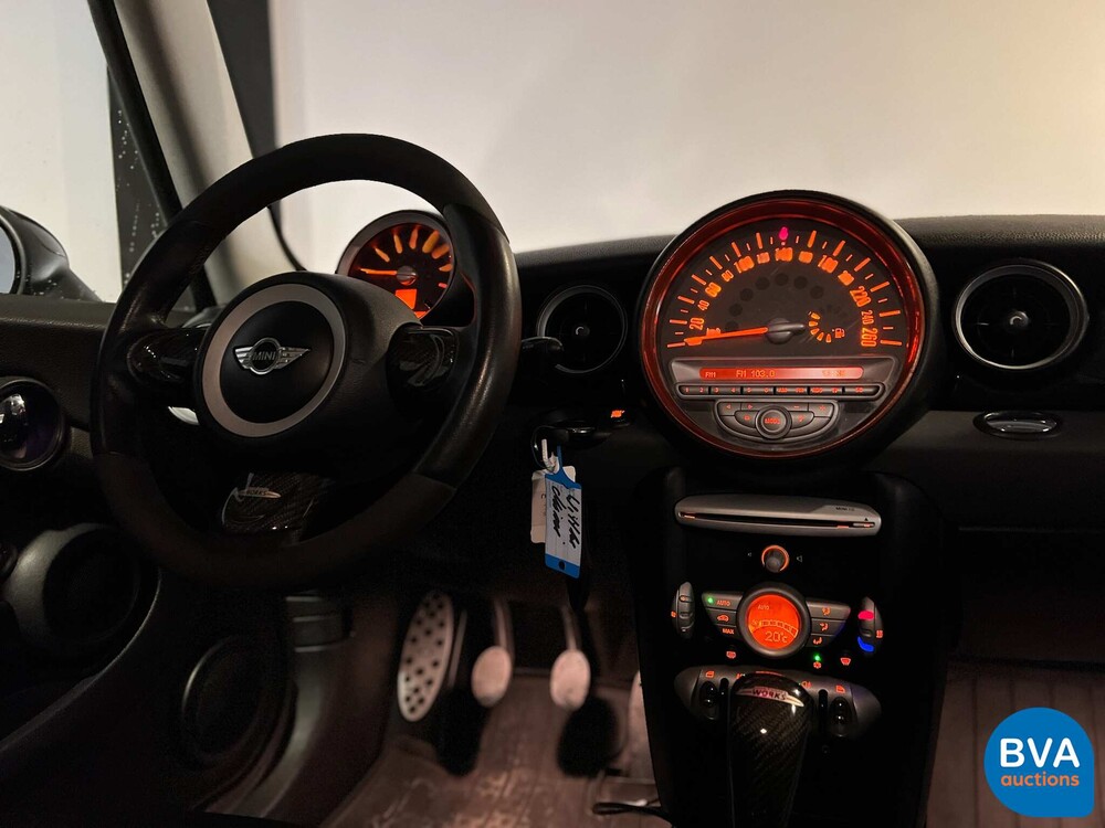 Mini Cooper 1.6 JCW-Pakket 122pk 2010, J-765-HJ
