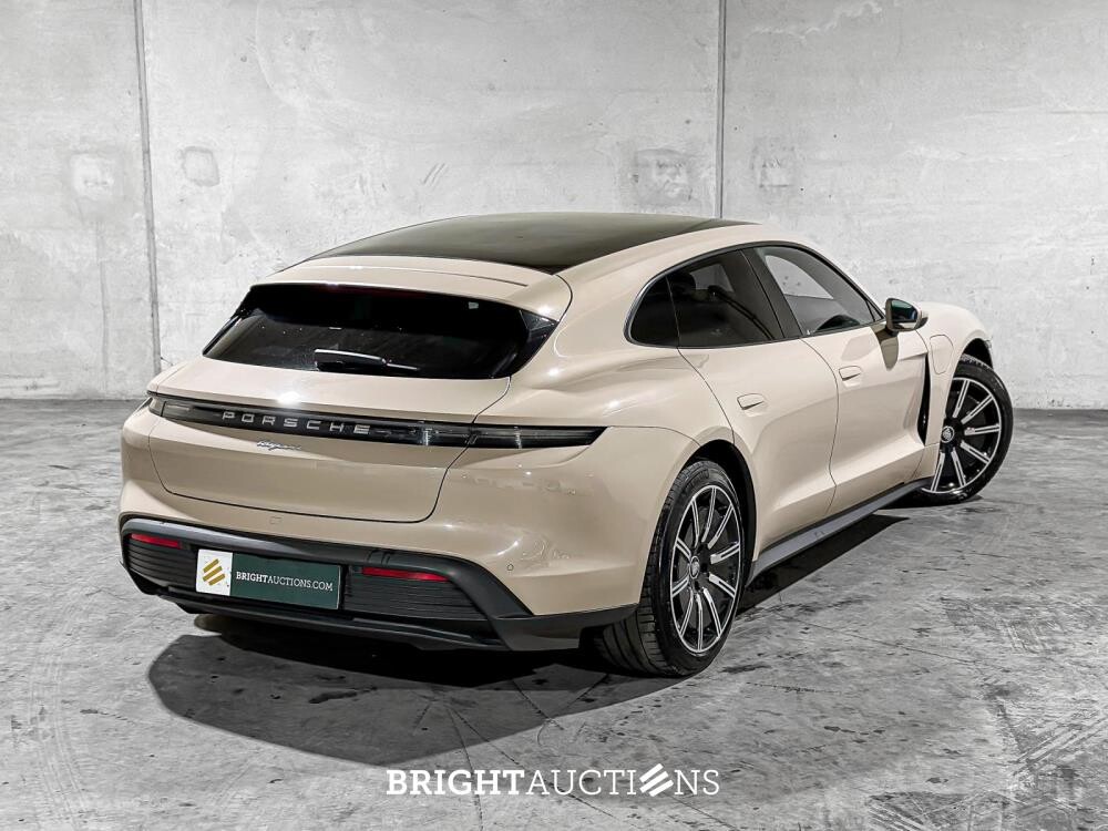 Porsche Taycan Sport Turismo 79kWh 435pk 2023 (Origineel-NL + 1e Eigenaar), S-698-SV