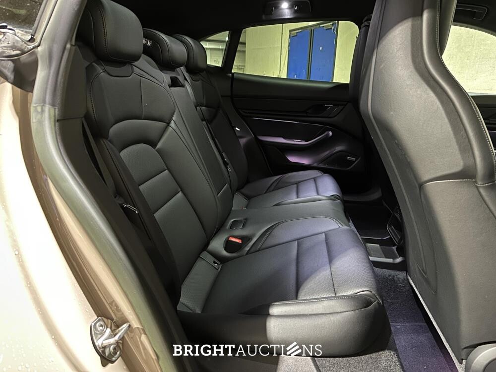 Porsche Taycan Sport Turismo 79kWh 435pk 2023 (Origineel-NL + 1e Eigenaar), S-698-SV