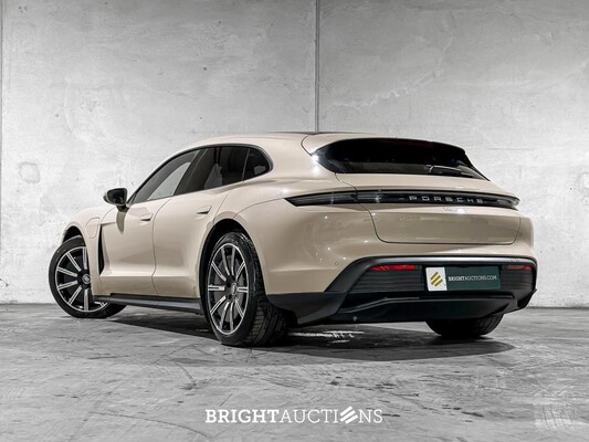 Porsche Taycan Sport Turismo 79kWh 435pk 2023 (Origineel-NL + 1e Eigenaar), S-698-SV