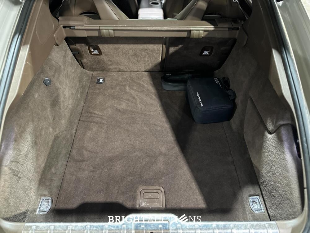 Porsche Panamera 4S E-Hybrid 2.9 V6 FACELIFT 560pk 2020 Sport-Chrono (Origineel-NL + 1e Eigenaar), K-734-BH