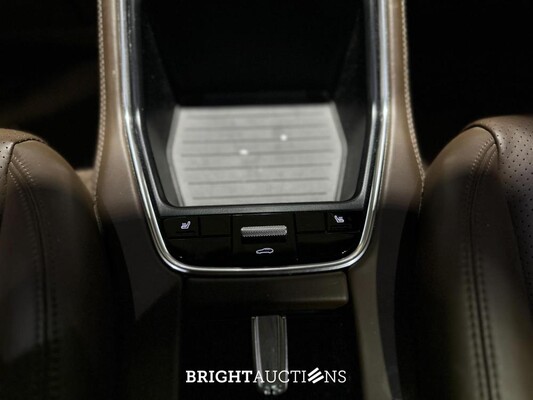 Porsche Panamera 4S E-Hybrid 2.9 V6 FACELIFT 560pk 2020 Sport-Chrono (Origineel-NL + 1e Eigenaar), K-734-BH