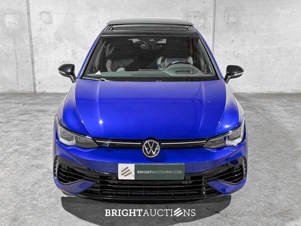 Volkswagen Golf VIII R 4Motion 20th Annniversary -AKRAPOVIC- 2.0 TSI 333pk 2023 LIMITED (Golf 8), NL-KENTEKEN