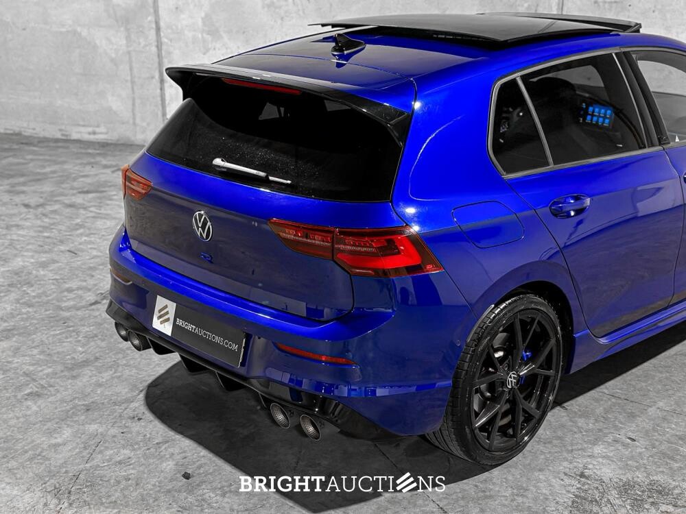 Volkswagen Golf VIII R 4Motion 20th Annniversary -AKRAPOVIC- 2.0 TSI 333pk 2023 LIMITED (Golf 8), NL-KENTEKEN