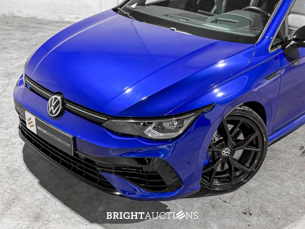 Volkswagen Golf VIII R 4Motion 20th Annniversary -AKRAPOVIC- 2.0 TSI 333pk 2023 LIMITED (Golf 8), NL-KENTEKEN