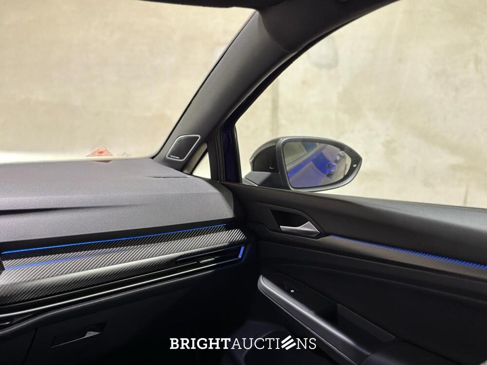 Volkswagen Golf VIII R 4Motion 20th Annniversary -AKRAPOVIC- 2.0 TSI 333pk 2023 LIMITED (Golf 8), NL-KENTEKEN