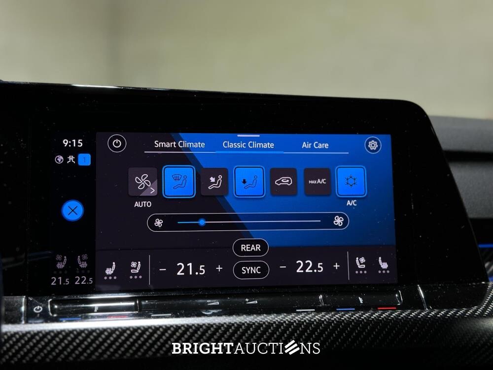 Volkswagen Golf VIII R 4Motion 20th Annniversary -AKRAPOVIC- 2.0 TSI 333pk 2023 LIMITED (Golf 8), NL-KENTEKEN