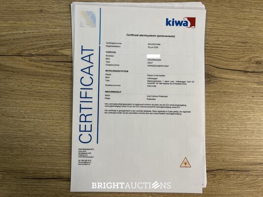 Volkswagen Golf VIII R 4Motion 20th Annniversary -AKRAPOVIC- 2.0 TSI 333pk 2023 LIMITED (Golf 8), NL-KENTEKEN