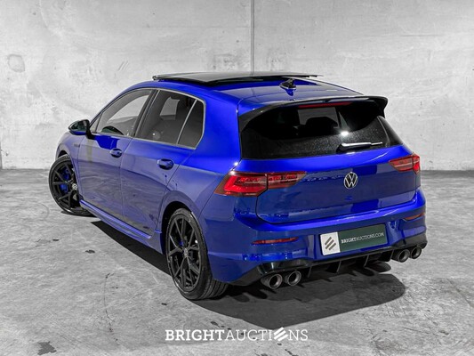 Volkswagen Golf VIII R 4Motion 20th Annniversary -AKRAPOVIC- 2.0 TSI 333pk 2023 LIMITED (Golf 8), NL-KENTEKEN