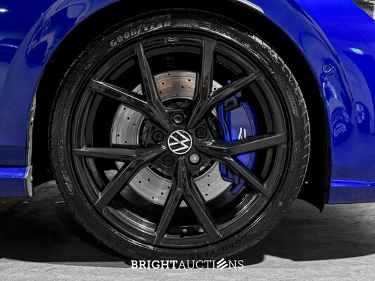 Volkswagen Golf VIII R 4Motion 20th Annniversary -AKRAPOVIC- 2.0 TSI 333pk 2023 LIMITED (Golf 8), NL-KENTEKEN