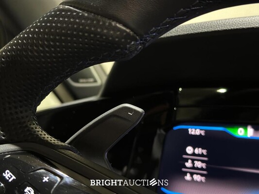 Volkswagen Golf VIII R 4Motion 20th Annniversary -AKRAPOVIC- 2.0 TSI 333pk 2023 LIMITED (Golf 8), NL-KENTEKEN