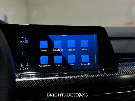 Volkswagen Golf VIII R 4Motion 20th Annniversary -AKRAPOVIC- 2.0 TSI 333pk 2023 LIMITED (Golf 8), NL-KENTEKEN