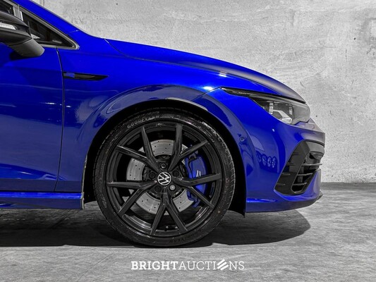 Volkswagen Golf VIII R 4Motion 20th Annniversary -AKRAPOVIC- 2.0 TSI 333pk 2023 LIMITED (Golf 8), NL-KENTEKEN