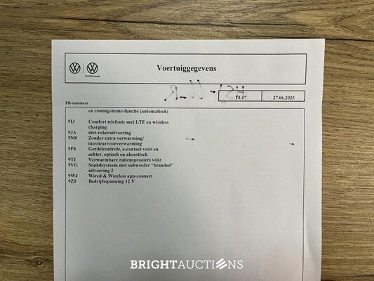 Volkswagen Golf VIII R 4Motion 20th Annniversary -AKRAPOVIC- 2.0 TSI 333pk 2023 LIMITED (Golf 8), NL-KENTEKEN
