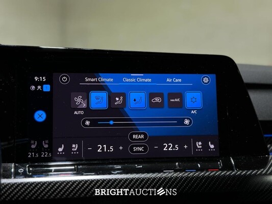 Volkswagen Golf VIII R 4Motion 20th Annniversary -AKRAPOVIC- 2.0 TSI 333pk 2023 LIMITED (Golf 8), NL-KENTEKEN