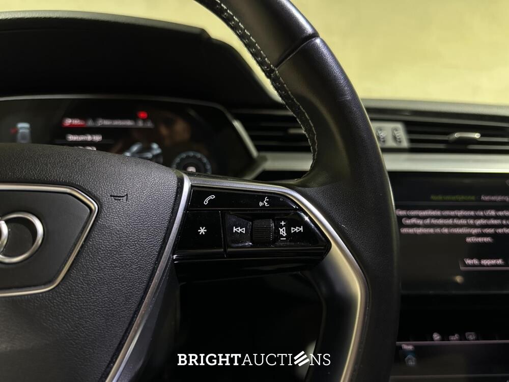 Audi e-tron 50 Quattro Launch Edition Black 71 kWh S-Line 313pk 2019 (Origineel-NL), H-970-BH