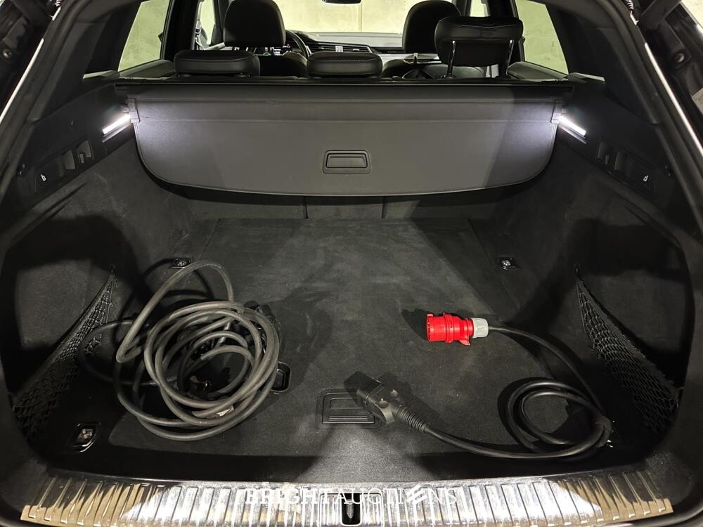 Audi e-tron 50 Quattro Launch Edition Black 71 kWh S-Line 313pk 2019 (Origineel-NL), H-970-BH