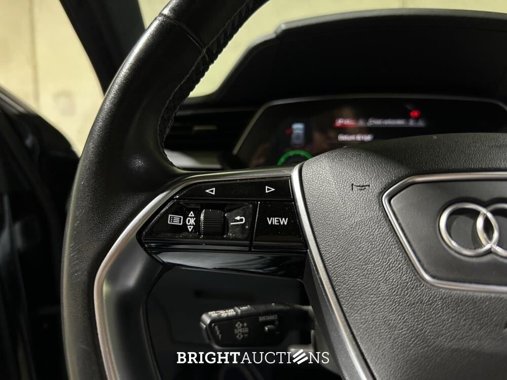 Audi e-tron 50 Quattro Launch Edition Black 71 kWh S-Line 313pk 2019 (Origineel-NL), H-970-BH