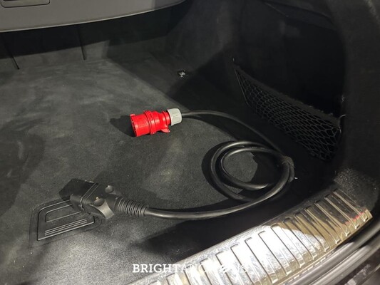 Audi e-tron 50 Quattro Launch Edition Black 71 kWh S-Line 313pk 2019 (Origineel-NL), H-970-BH