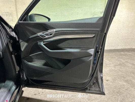 Audi e-tron 50 Quattro Launch Edition Black 71 kWh S-Line 313pk 2019 (Origineel-NL), H-970-BH