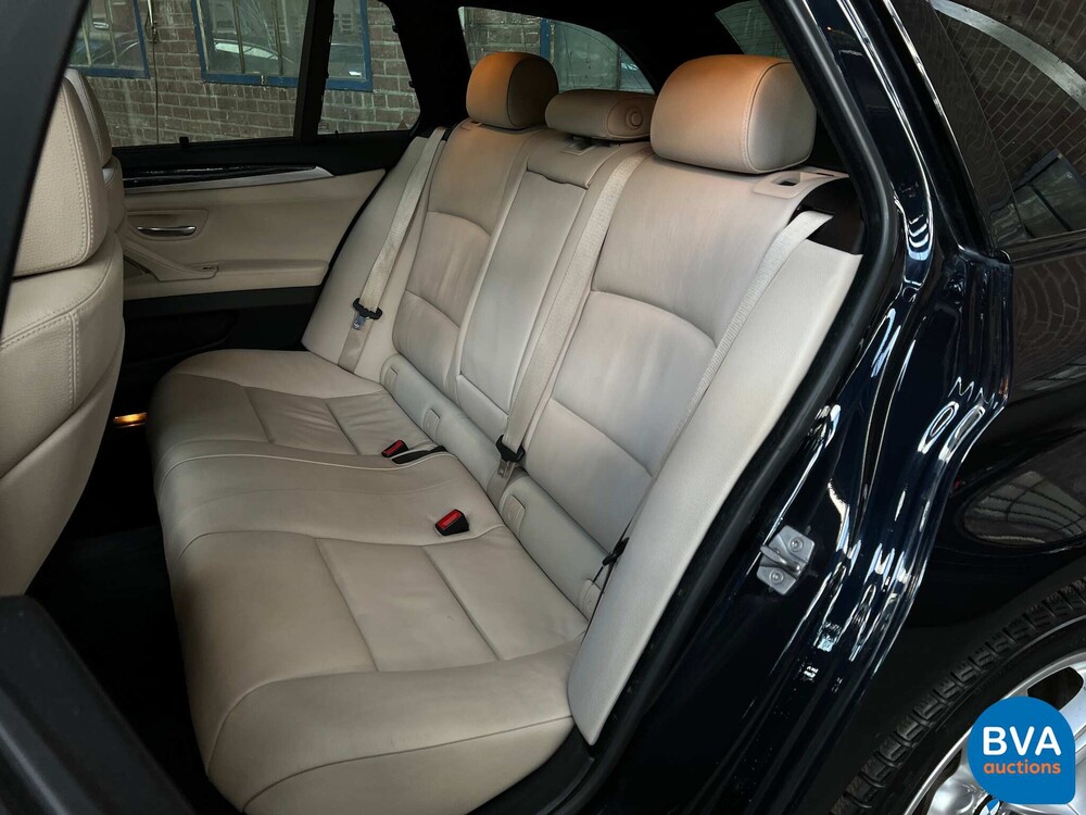 BMW 535d High Executive M-Sport 5er Touring 300PS 2011 -Org. NL-, 66-PFF-9.