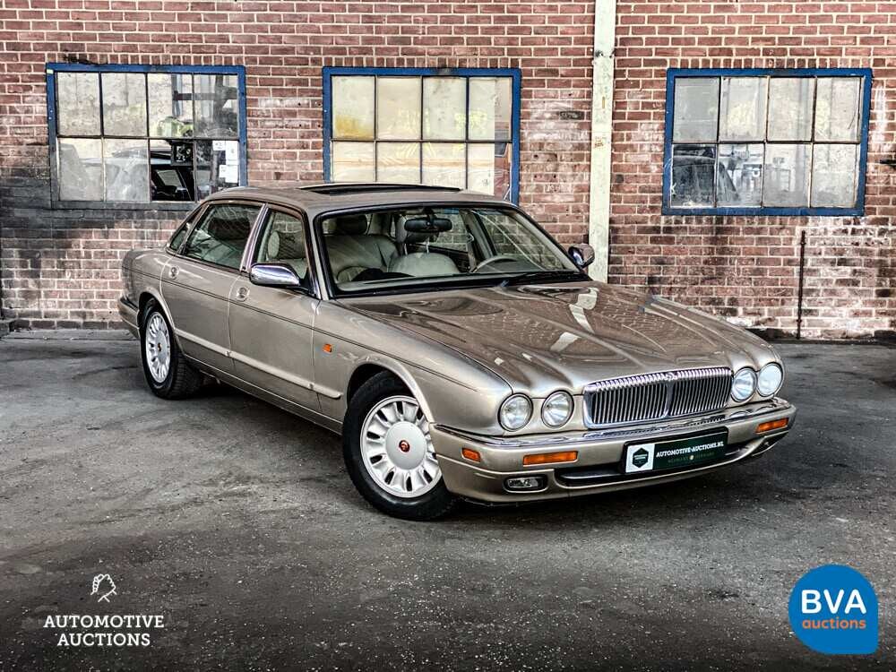 Daimler Sechs 4.0 LWB 241pk 1997 -Org. NL-, RB-TL-96.