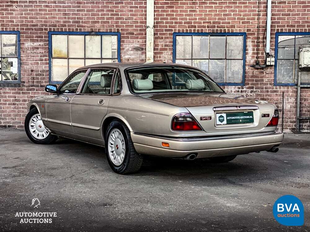 Daimler Sechs 4.0 LWB 241pk 1997 -Org. NL-, RB-TL-96.