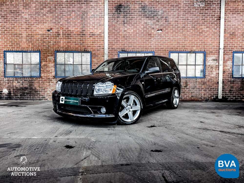 Jeep Grand Cherokee SRT6.1 V8 2007, graue Zulassung.